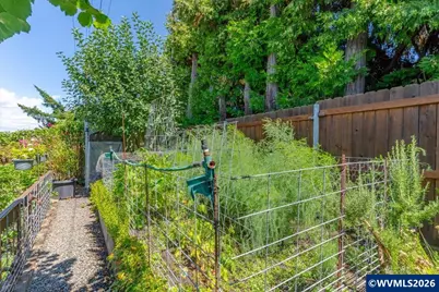 2456 Wintergreen Av NW, Salem, OR 97304 - Photo 43