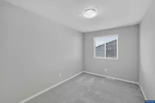 2284 Sawtelle Dr, Woodburn, OR 97071 - Photo 21