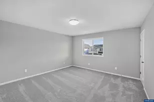 2284 Sawtelle Dr, Woodburn, OR 97071 - Photo 25