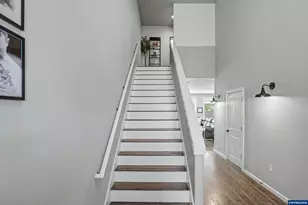 556 SE Lines St, Dallas, OR 97338 - Photo 7