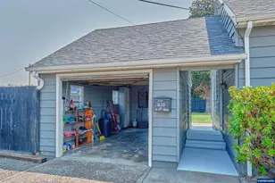 210 N First Ave, Stayton, OR 97383 - Photo 19