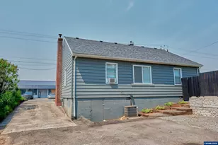 210 N First Ave, Stayton, OR 97383 - Photo 11