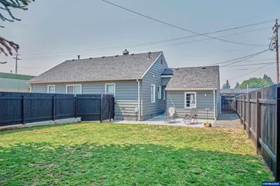 210 N First Av, Stayton, OR 97383 - Photo 15