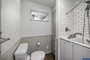 1032 23rd St NE, Salem, OR 97301 - Photo 15