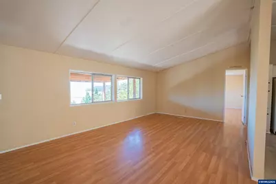 36298 Blueberry Dr, Lebanon, OR 97355 - Photo 11