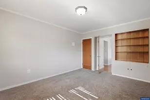 387 SW Court St, Dallas, OR 97338 - Photo 27