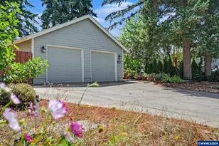 1444 Madelyn Ave SE, Salem, OR 97306 - Photo 3