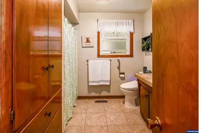408 Idylwood Dr SE, Salem, OR 97302 - Photo 17