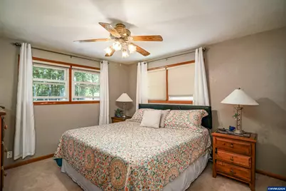 408 Idylwood Dr SE, Salem, OR 97302 - Photo 9