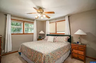 408 Idylwood Dr SE, Salem, OR 97302 - Photo 9