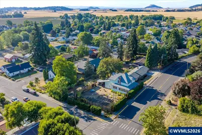 817 N Main St, Brownsville, OR 97327 - Photo 3