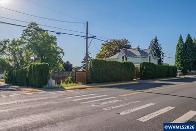 817 N Main St, Brownsville, OR 97327 - Photo 41