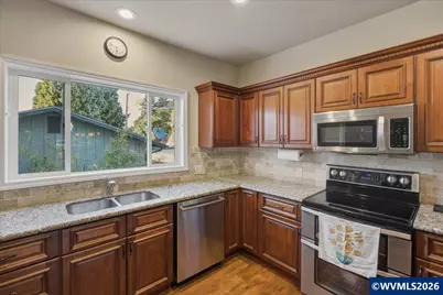 817 N Main St, Brownsville, OR 97327 - Photo 17