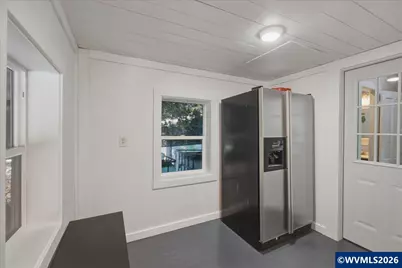 817 N Main St, Brownsville, OR 97327 - Photo 25