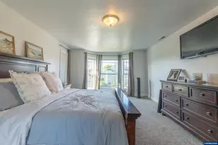 822 Merlot Ave NE, Keizer, OR 97303 - Photo 37