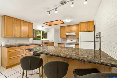 3316 NW Firwood Dr, Corvallis, OR 97330 - Photo 11