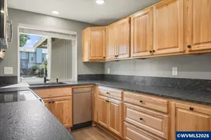 2268 Ermine St SE, Albany, OR 97322 - Photo 11