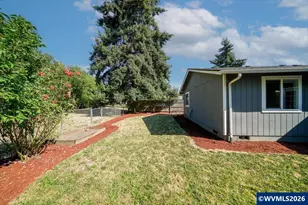 2268 Ermine St SE, Albany, OR 97322 - Photo 9