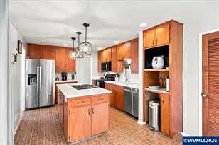 1818 NW Broadway St, Albany, OR 97321 - Photo 15