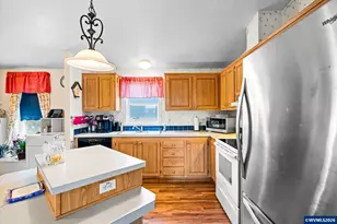 2154 Lyon St SW, Albany, OR 97306 - Photo 9