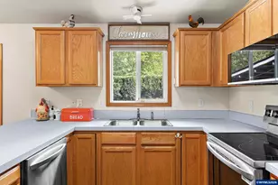 2010 48th Ave SE, Albany, OR 97322 - Photo 15