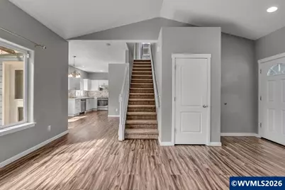 433 S Main St, Mount Angel, OR 97362 - Photo 9