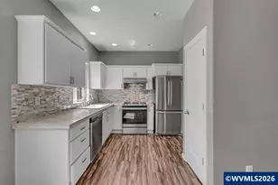 433 S Main St, Mount Angel, OR 97362 - Photo 11