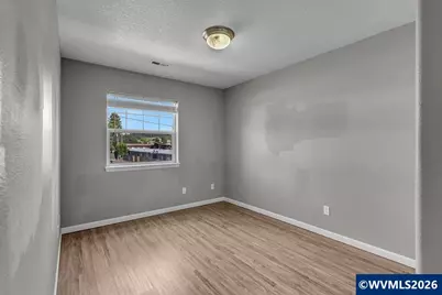 433 S Main St, Mount Angel, OR 97362 - Photo 19