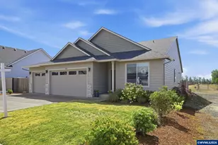 4722 Royal Dr NE, Albany, OR 97321 - Photo 3