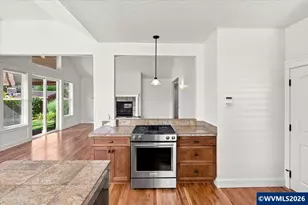1096 8th Av SW, Albany, OR 97321 - Photo 15