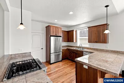 1096 8th Av SW, Albany, OR 97321 - Photo 11