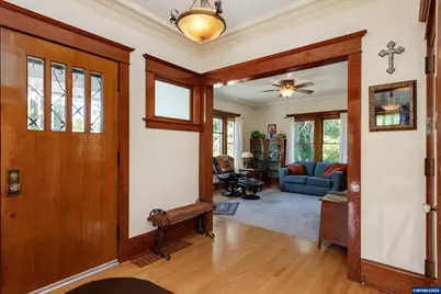 990 Taylor St, Mount Angel, OR 97362 - Photo 7
