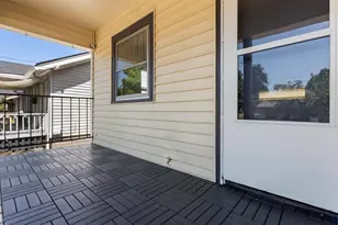 1640 5th St NE, Salem, OR 97301 - Photo 3