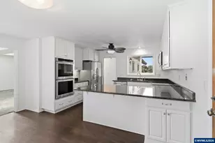 2800 Dahlia Ln, Eugene, OR 97404 - Photo 9