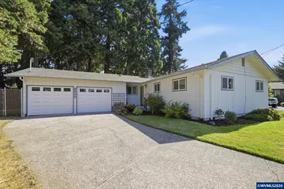 2800 Dahlia Ln, Eugene, OR 97404 - Photo 1
