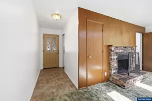 2800 Dahlia Ln, Eugene, OR 97404 - Photo 3