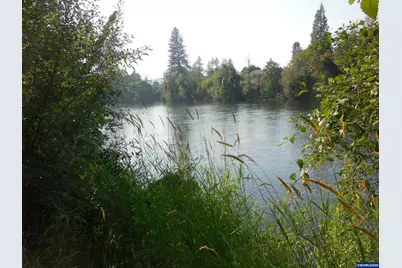 341 Locust St, Lyons, OR 97360 - Photo 11