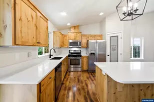 2485 Equestrian Lp S, Salem, OR 97305 - Photo 11