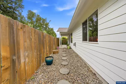 2485 Equestrian Lp S, Salem, OR 97305 - Photo 23