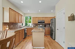 2348 Teakwood Ave NW, Salem, OR 97304 - Photo 5