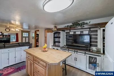 520 W Holley Rd, Sweet Home, OR 97386 - Photo 15