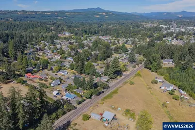 520 W Holley Rd, Sweet Home, OR 97386 - Photo 31