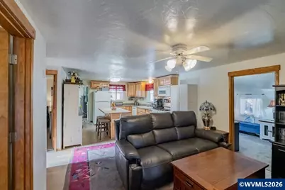 520 W Holley Rd, Sweet Home, OR 97386 - Photo 3