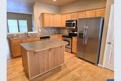 5985 Blue River Dr SE, Salem, OR 97306 - Photo 13
