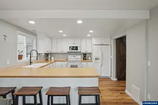 175 Kevin Way SE, Salem, OR 97306 - Photo 15