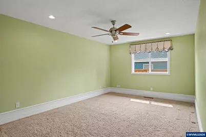 648 Palmer Dr N, Keizer, OR 97303 - Photo 37