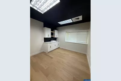 1845 NE Fairgrounds Rd #2, Salem, OR 97301 - Photo 17