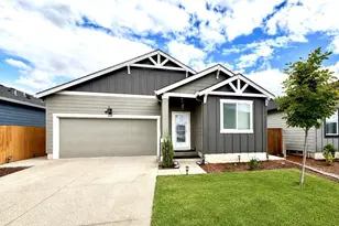 438 Greencrest St NE, Salem, OR 97301 - Photo 1