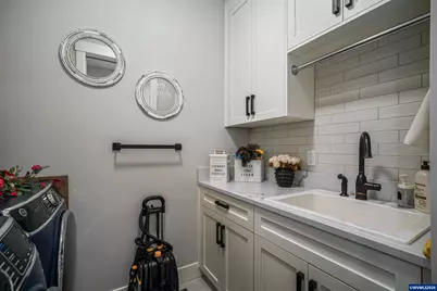486 NW Coast Mountain Dr, Dallas, OR 97338 - Photo 17