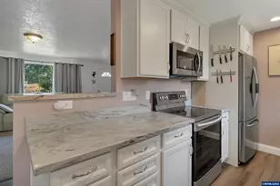 815 N 4th St, Aumsville, OR 97325 - Photo 13